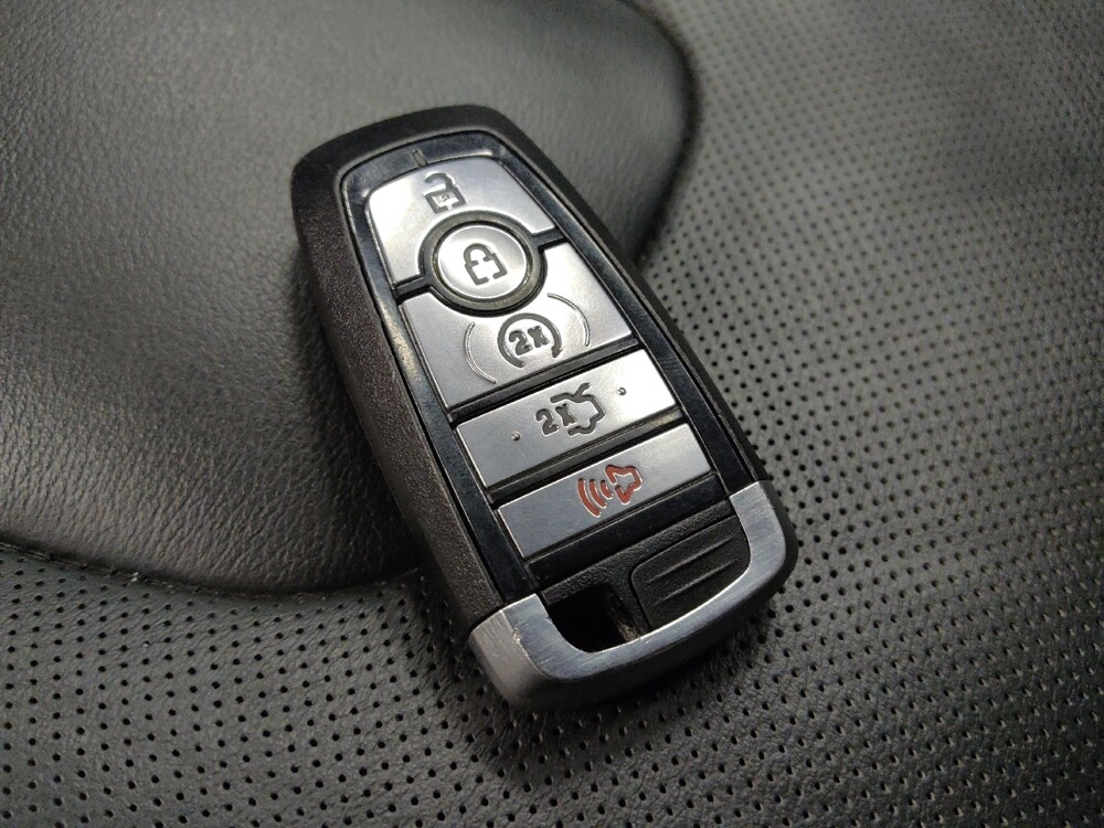 2019 Ford Fusion in Phoenix, AZ 85022 - 18133087 32