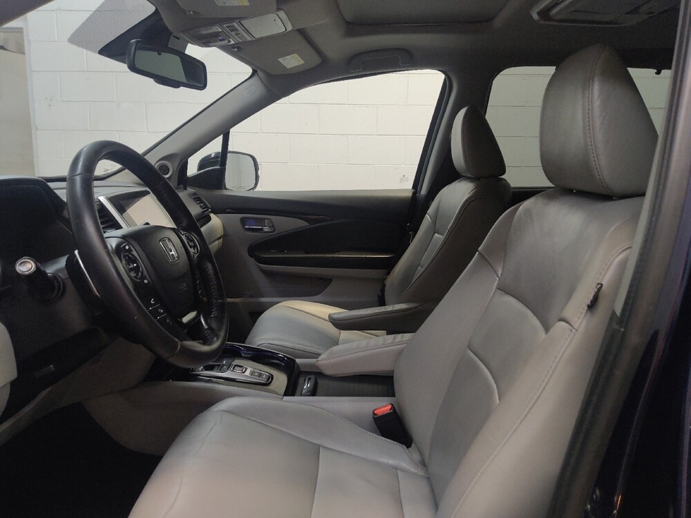 2018 Honda Pilot in Fairfield, OH 45014 - 18133089 17