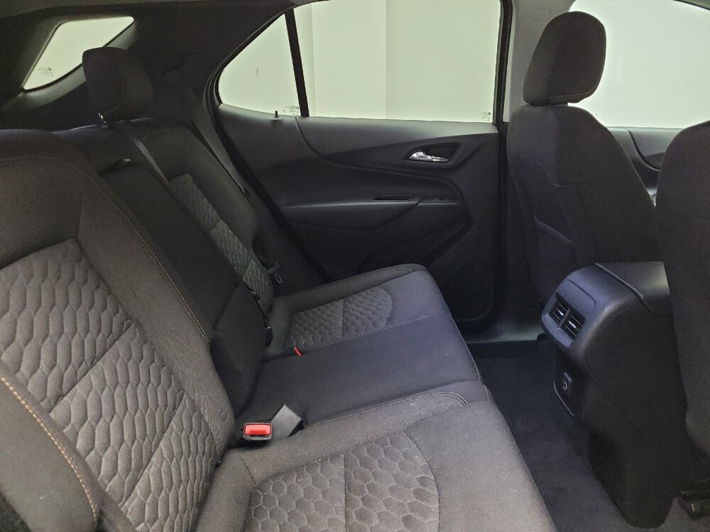 2021 Chevrolet Equinox in Eastpointe, MI 48021 - 18133091 19
