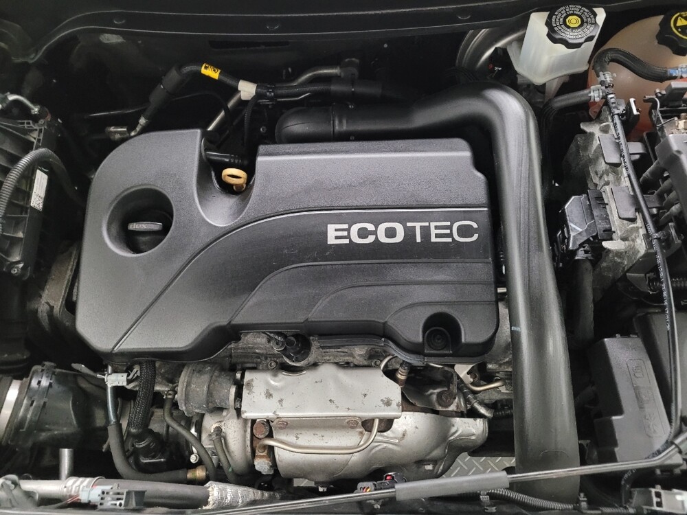 2021 Chevrolet Equinox in Eastpointe, MI 48021 - 18133091 30