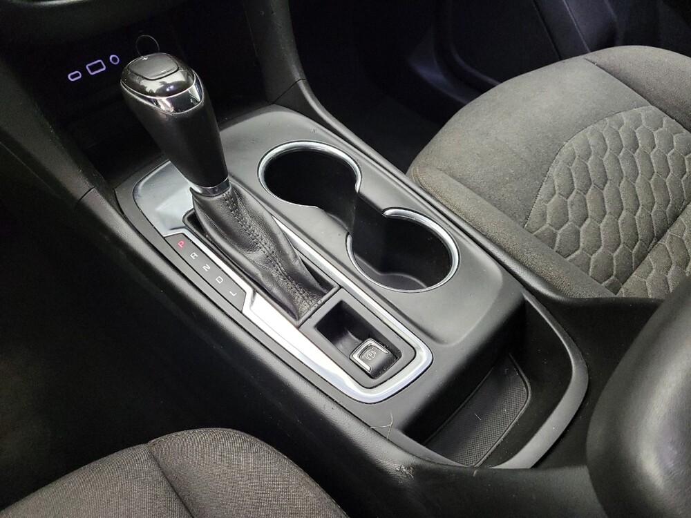 2021 Chevrolet Equinox in Eastpointe, MI 48021 - 18133091 26