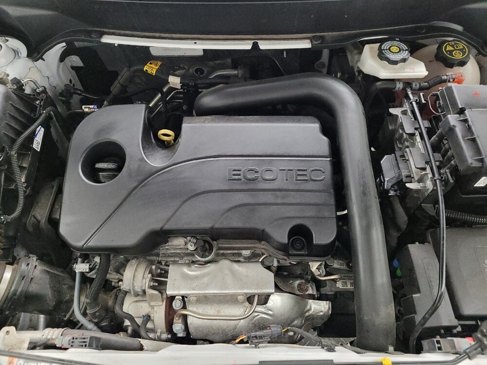 2023 Chevrolet Equinox in Eastpointe, MI 48021 - 18133093 30