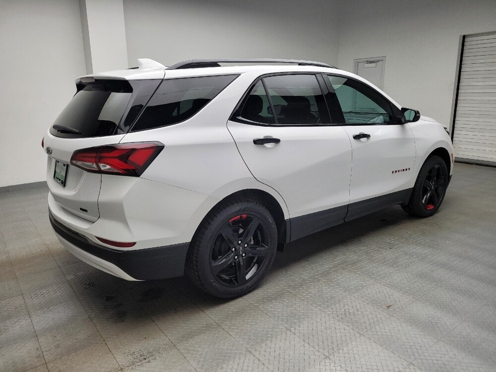 2023 Chevrolet Equinox in Eastpointe, MI 48021 - 18133093 10