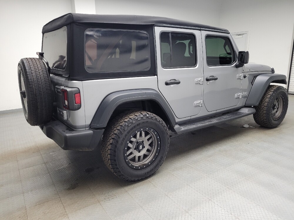2018 Jeep Wrangler in Grand Rapids, MI 49508 - 18133094 10