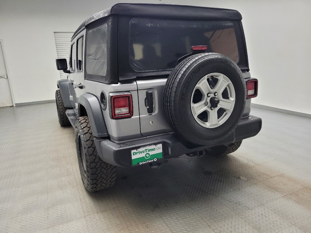 2018 Jeep Wrangler in Grand Rapids, MI 49508 - 18133094 6