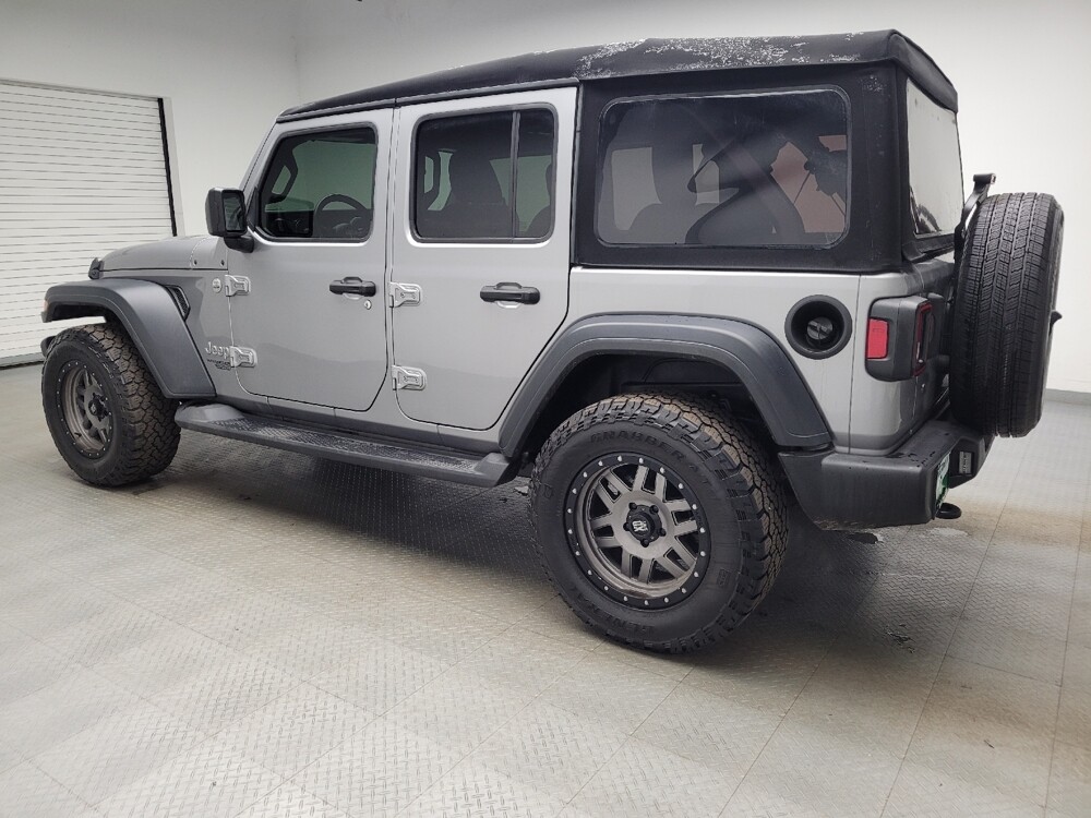 2018 Jeep Wrangler in Grand Rapids, MI 49508 - 18133094 3