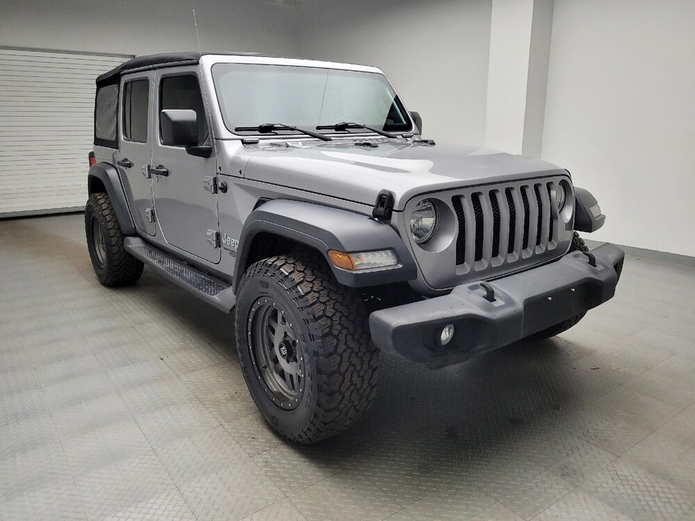2018 Jeep Wrangler in Grand Rapids, MI 49508 - 18133094 13
