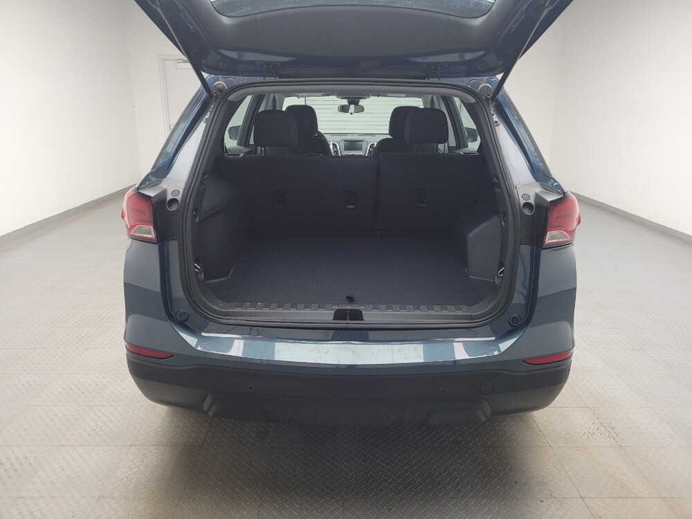 2024 Chevrolet Equinox in Eastpointe, MI 48021 - 18133096 29