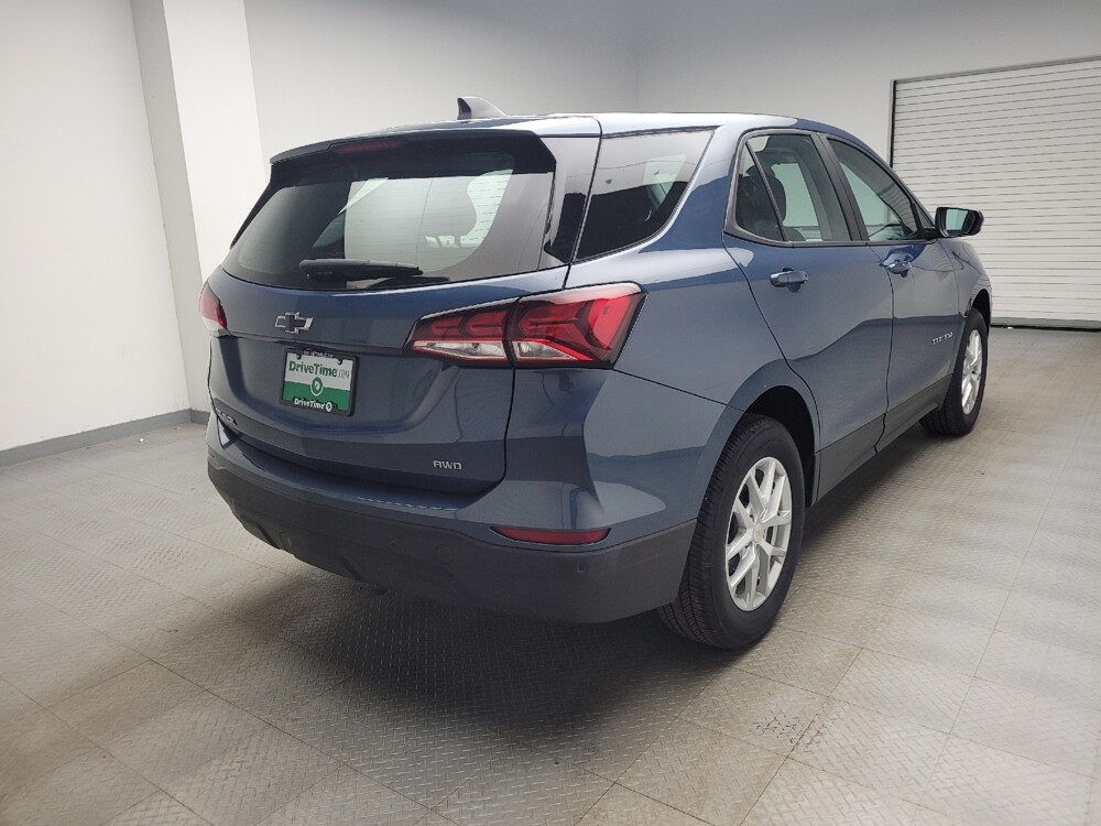 2024 Chevrolet Equinox in Eastpointe, MI 48021 - 18133096 9
