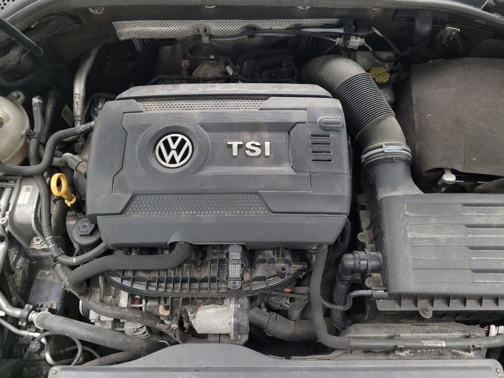2016 Volkswagen GTI in Eastpointe, MI 48021 - 18133098 30