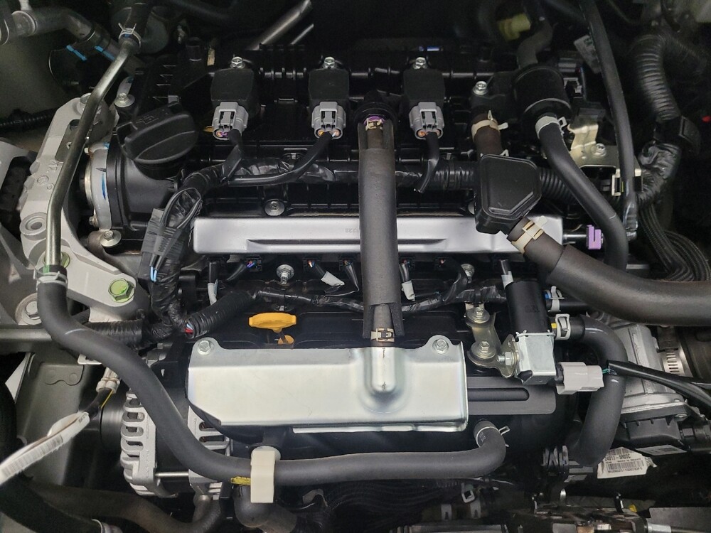 2025 Nissan Versa in Tucson, AZ 85705 - 18133100 30