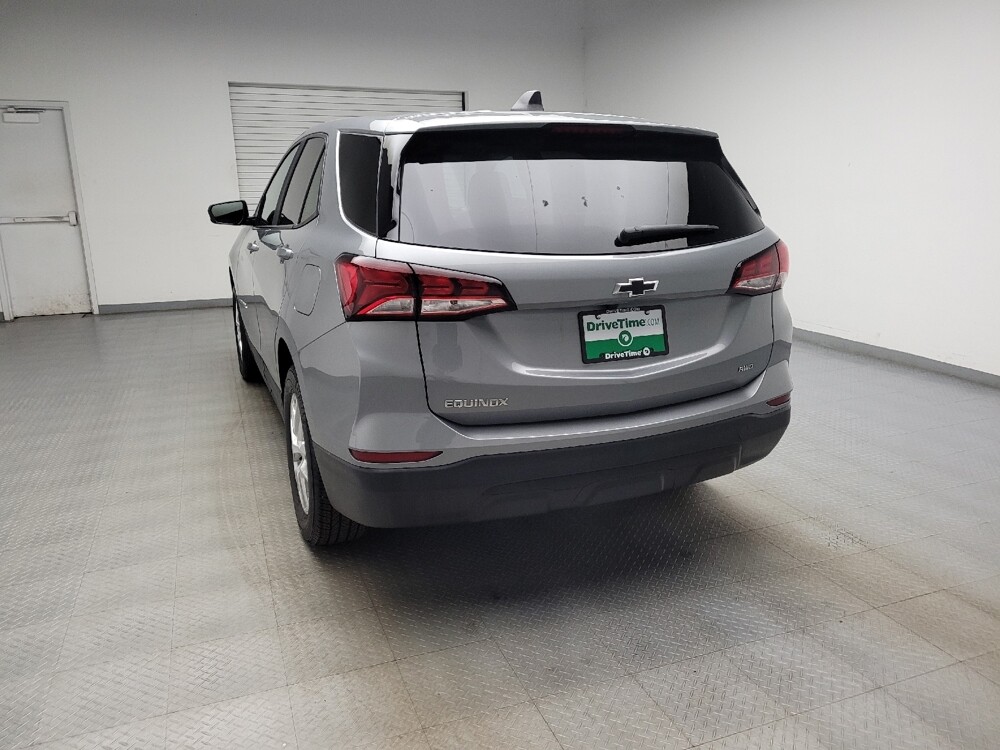 2024 Chevrolet Equinox in Eastpointe, MI 48021 - 18133101 6