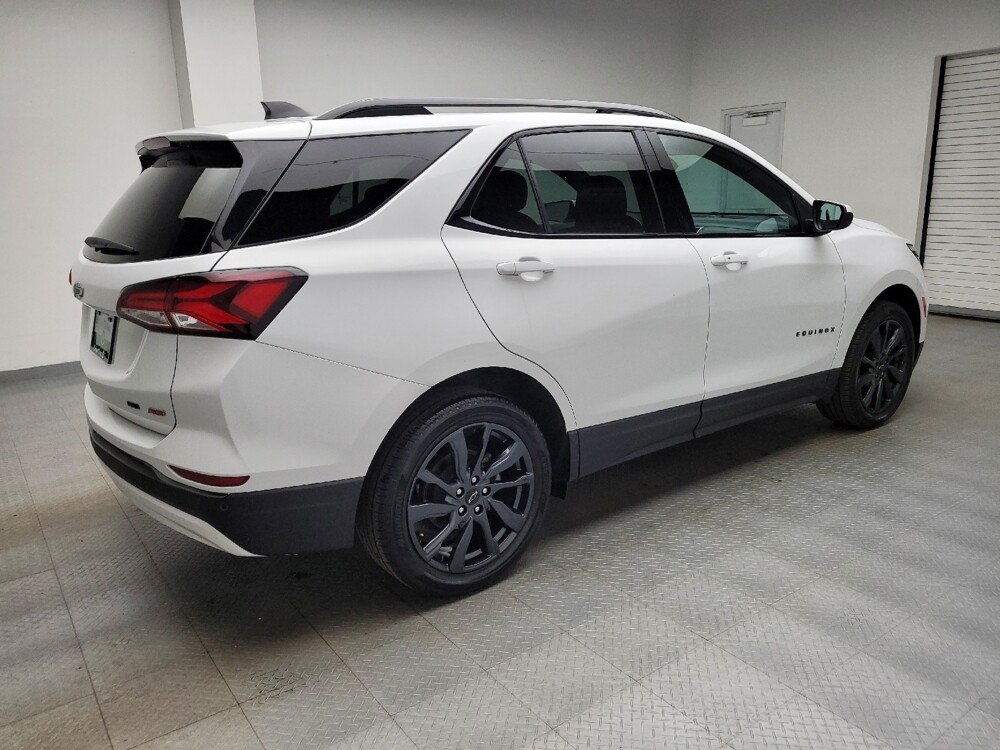 2022 Chevrolet Equinox in Eastpointe, MI 48021 - 18133102 10