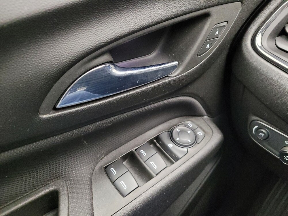 2022 Chevrolet Equinox in Eastpointe, MI 48021 - 18133102 27