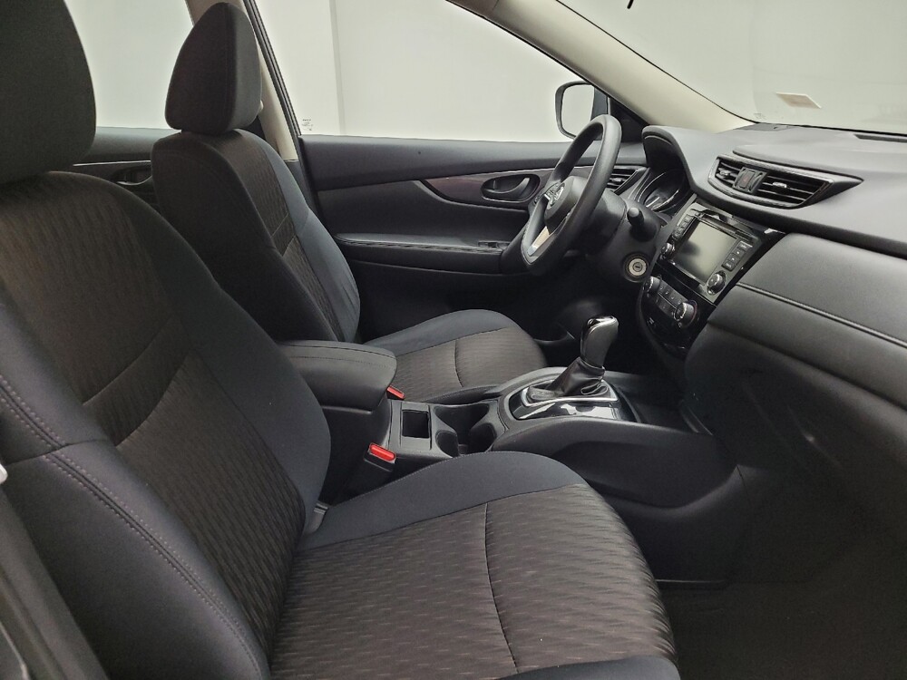 2019 Nissan Rogue in Eastpointe, MI 48021 - 18133104 21