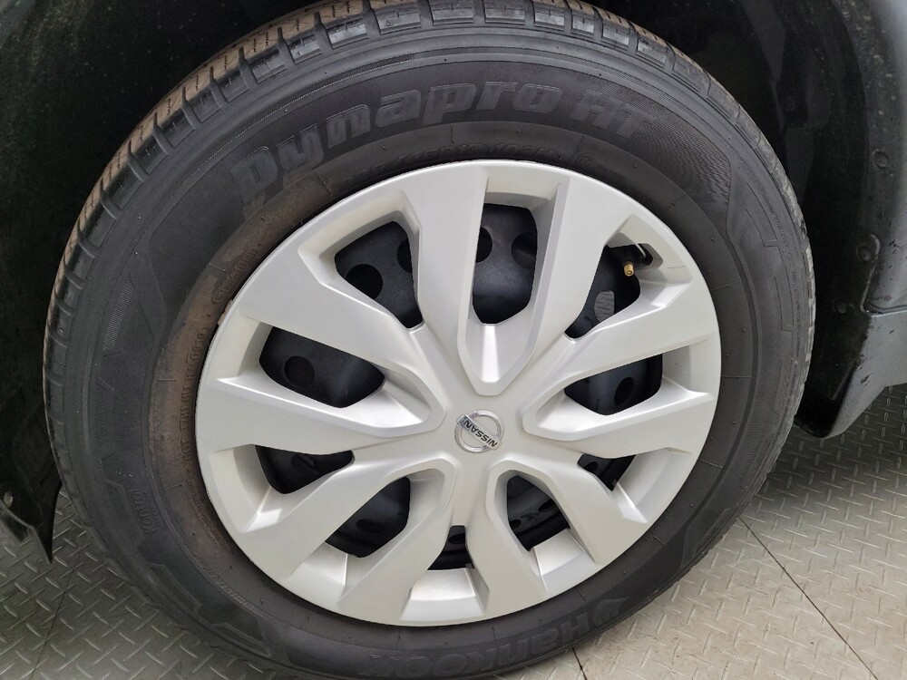 2019 Nissan Rogue in Eastpointe, MI 48021 - 18133104 31