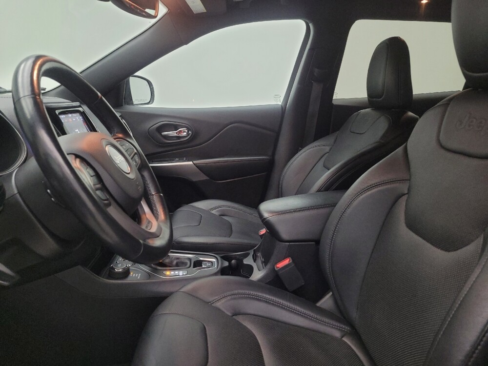 2019 Jeep Cherokee in Fairfield, OH 45014 - 18133106 17