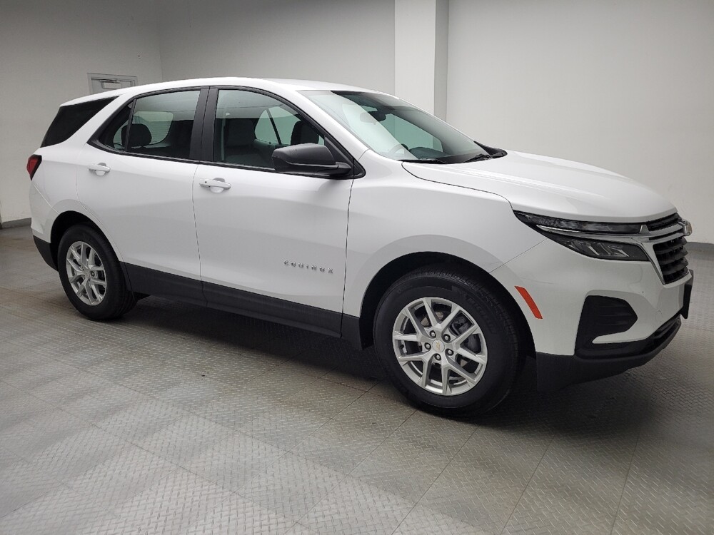 2024 Chevrolet Equinox in Eastpointe, MI 48021 - 18133108 11