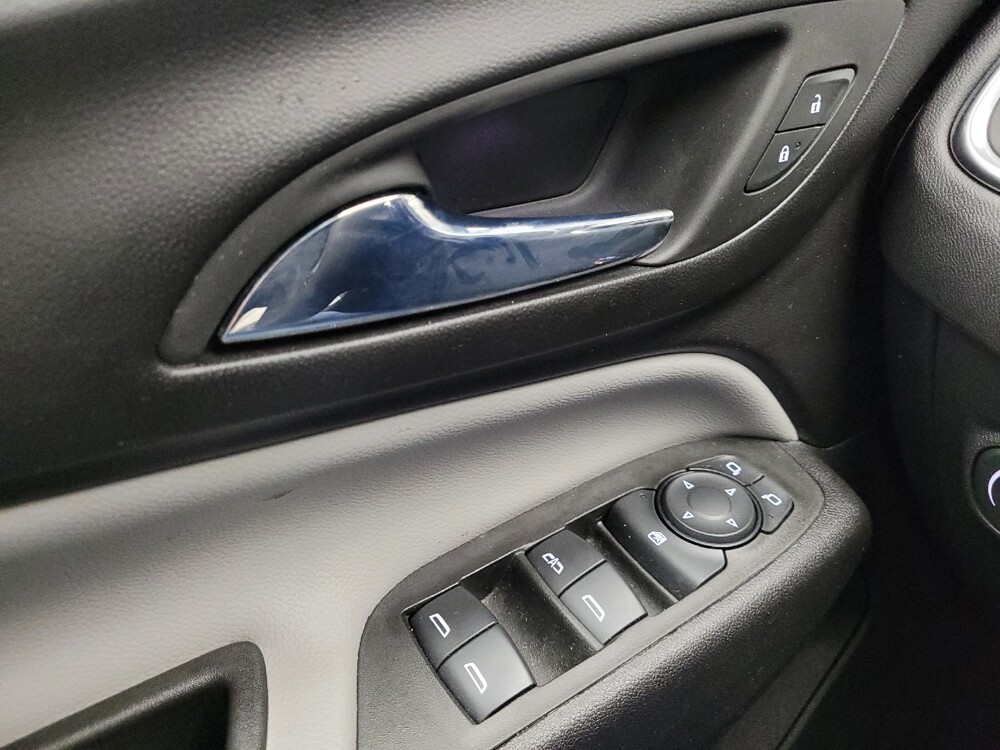 2024 Chevrolet Equinox in Eastpointe, MI 48021 - 18133108 27