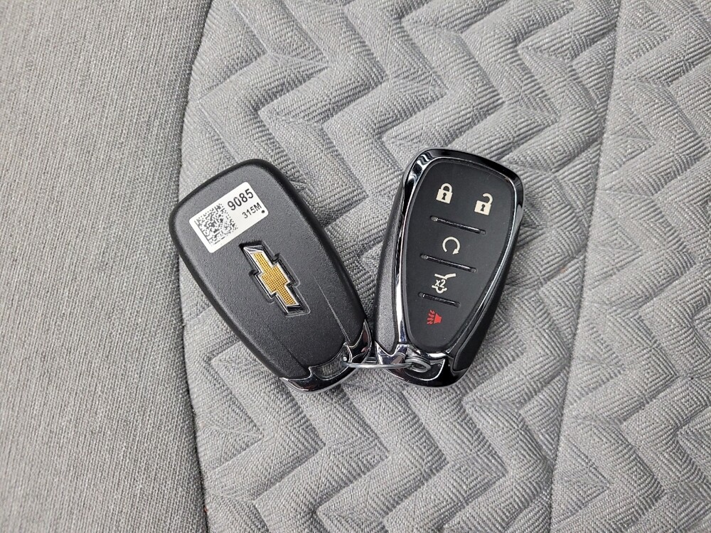 2024 Chevrolet Equinox in Eastpointe, MI 48021 - 18133110 32