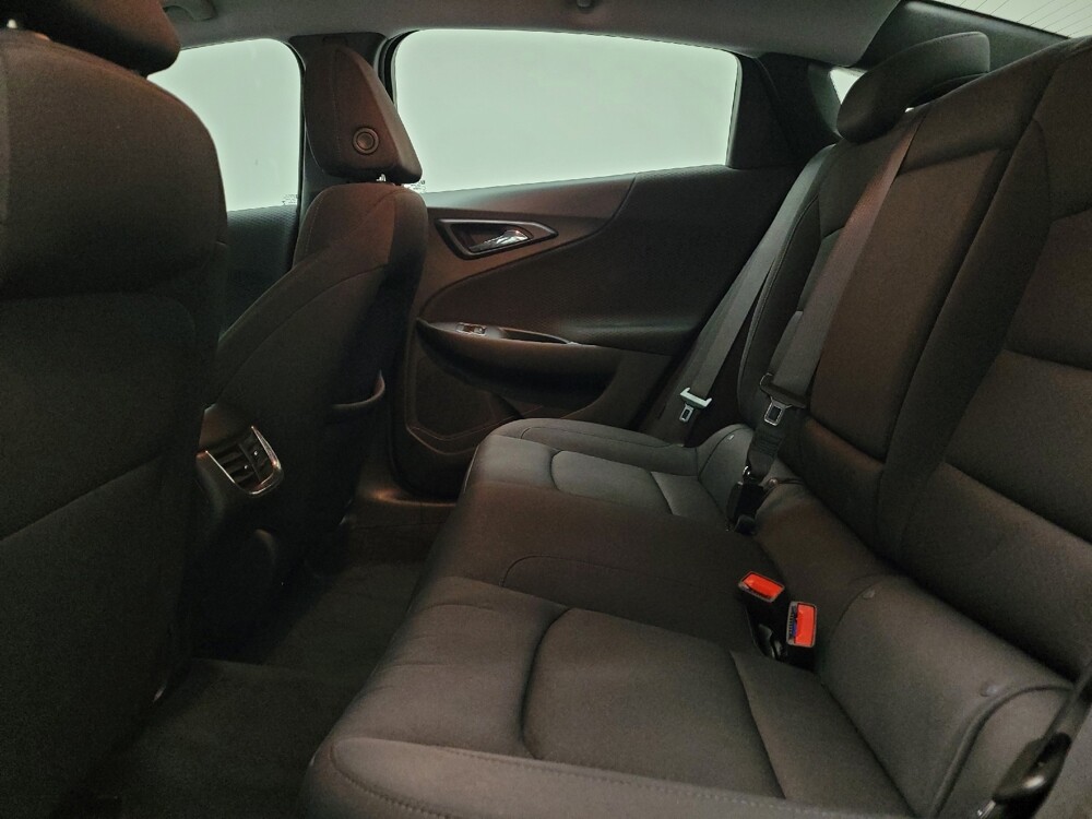 2023 Chevrolet Malibu in Eastpointe, MI 48021 - 18133111 18