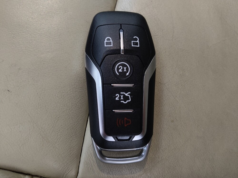 2015 Lincoln MKZ in Denver, CO 80012 - 18133119 32