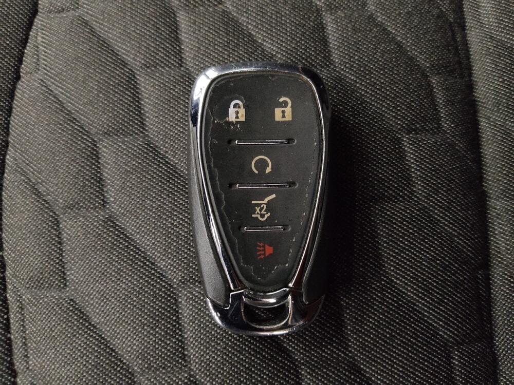 2018 Chevrolet Equinox in Albuquerque, NM 87113 - 18133121 32