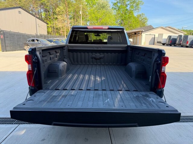 2019 Chevrolet Silverado 1500 in Knoxville, TN 37920 - 18133130 9