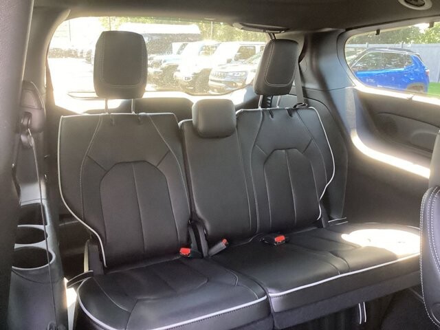 2026 Chrysler Pacifica in Bedford, OH 44146 - 18133132 18