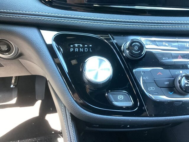 2026 Chrysler Pacifica in Bedford, OH 44146 - 18133132 12
