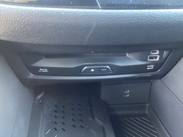 2026 Chrysler Pacifica in Bedford, OH 44146 - 18133132 13
