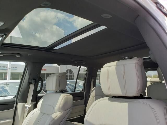 2026 Jeep Grand Wagoneer in Bedford, OH 44146 - 18133134 7