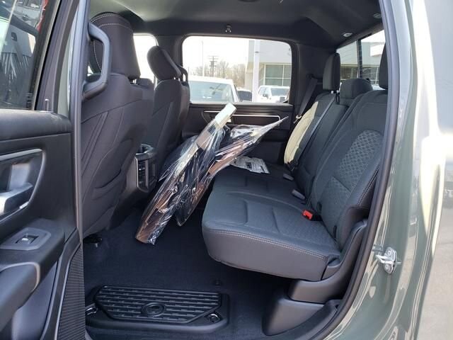 2026 RAM 1500 in Bedford, OH 44146 - 18133138 7