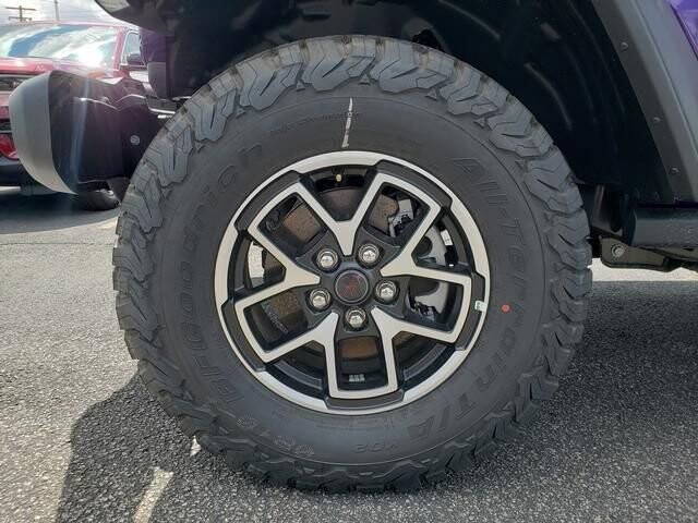 2026 Jeep Wrangler in Bedford, OH 44146 - 18133146 12