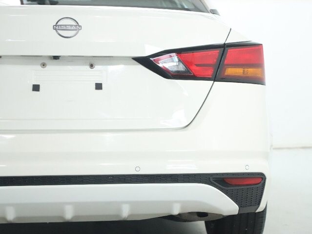 2025 Nissan Altima in Bedford, OH 44146 - 18133147 43
