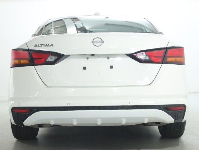 2025 Nissan Altima in Bedford, OH 44146 - 18133147 41