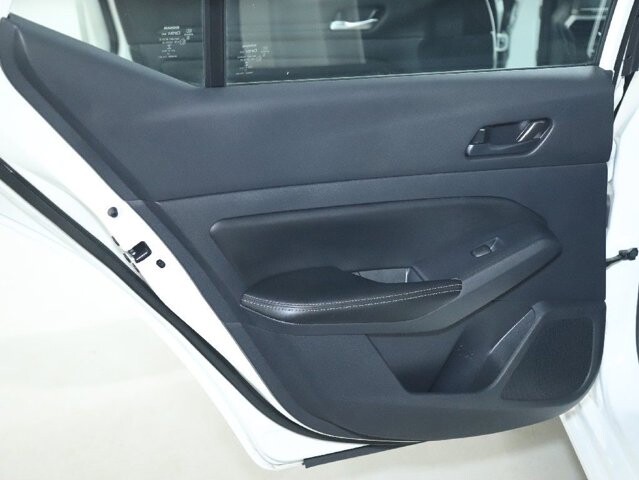 2025 Nissan Altima in Bedford, OH 44146 - 18133147 13
