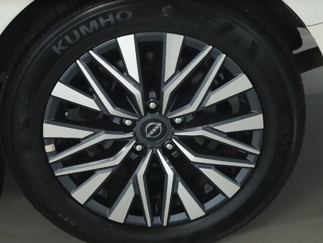 2025 Nissan Altima in Bedford, OH 44146 - 18133147 38