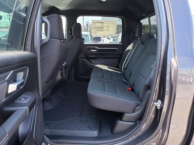 2026 RAM 1500 in Bedford, OH 44146 - 18133148 7