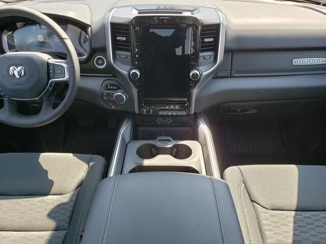 2026 RAM 1500 in Bedford, OH 44146 - 18133148 8