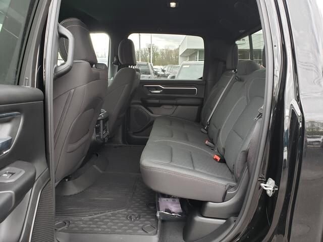 2026 RAM 1500 in Bedford, OH 44146 - 18133153 7