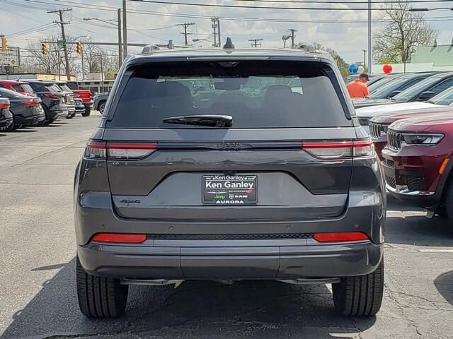 2026 Jeep Grand Cherokee in Bedford, OH 44146 - 18133156 4