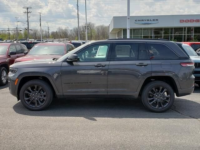 2026 Jeep Grand Cherokee in Bedford, OH 44146 - 18133156 2