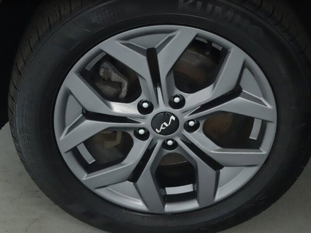 2024 Kia Seltos in Bedford, OH 44146 - 18133157 38