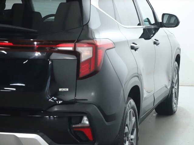 2024 Kia Seltos in Bedford, OH 44146 - 18133157 46