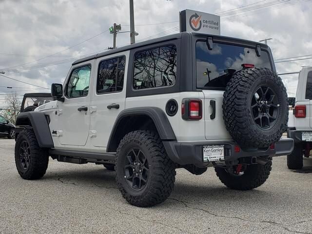 2026 Jeep Wrangler in Bedford, OH 44146 - 18133159 3