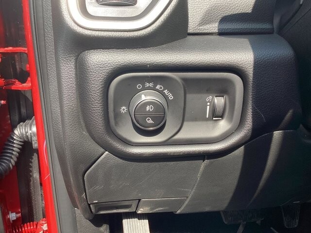 2026 RAM 3500 in Bedford, OH 44146 - 18133164 8