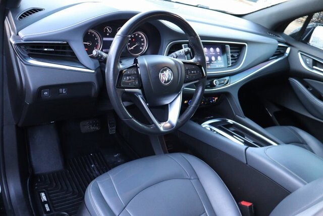 2023 Buick Enclave in Bedford, OH 44146 - 18133165 4