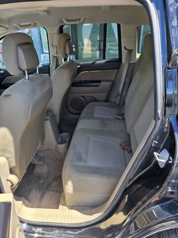 2014 Jeep Compass in Knoxville, TN 37912 - 18133172 3