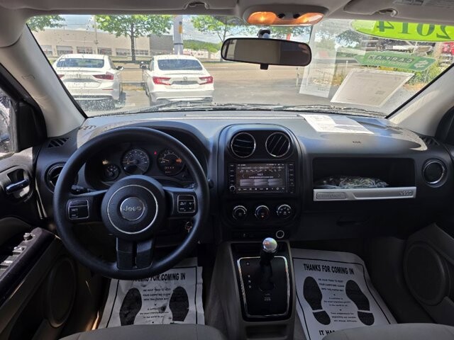 2014 Jeep Compass in Knoxville, TN 37912 - 18133172 11